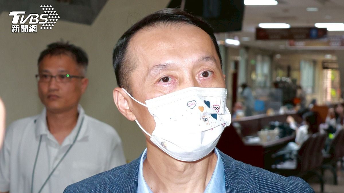 友捐30萬給賴香伶週刊寫40萬　黃海清：偵訊前已知偵訊題目