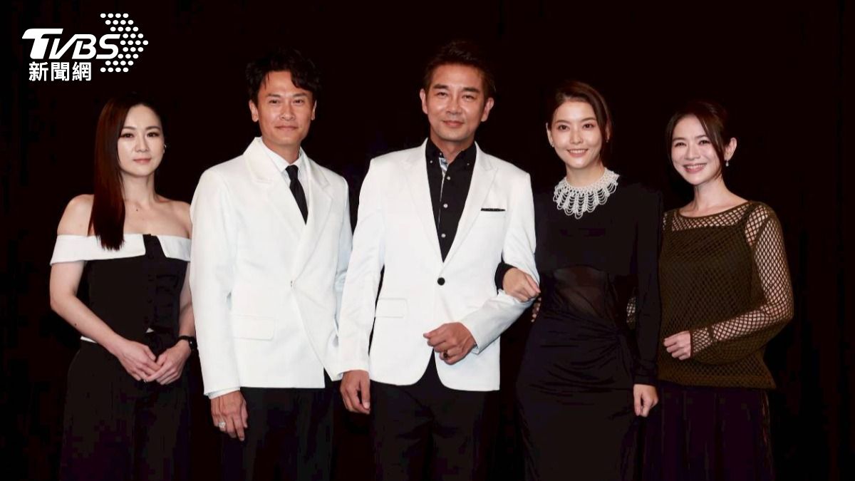 游詩璟（左起）、王振復、謝承均、王樂妍、星卉主演八點檔。（圖／趙世平攝）