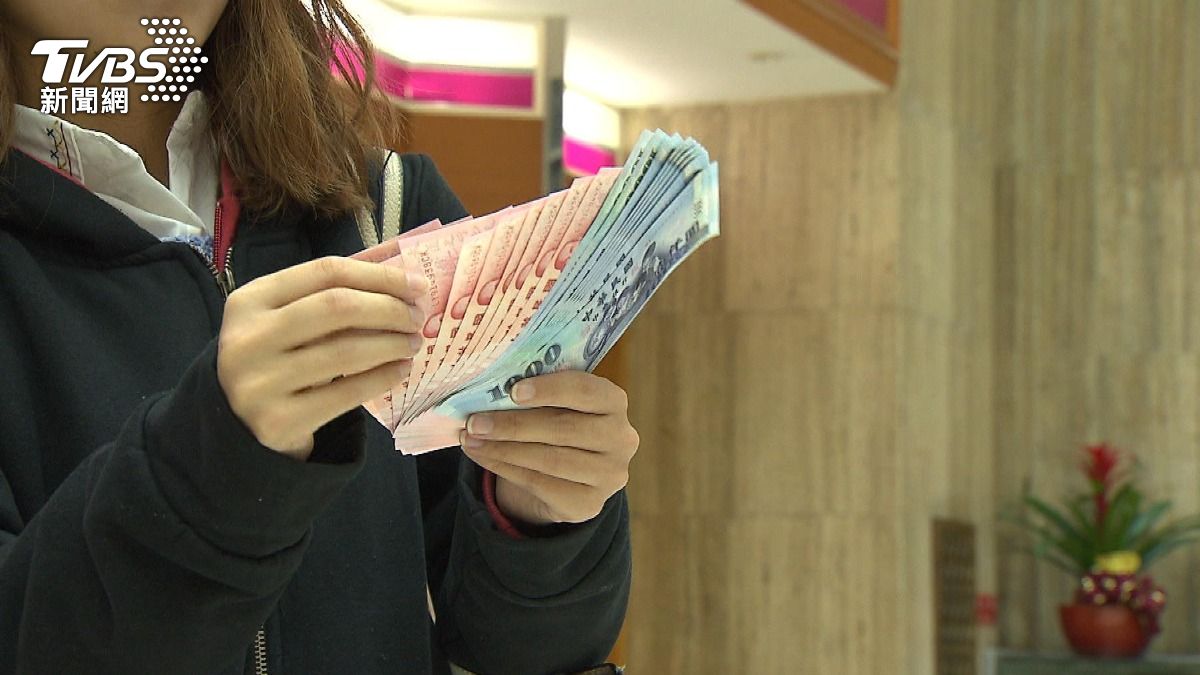 貧富差距再擴大！每戶高低所得差6．14倍　政府推脫貧方案
