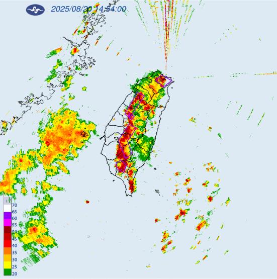 對流雲系發展旺盛，易有短延時強降雨，氣象署發布大雷雨即時訊息。（圖／中央氣象署）