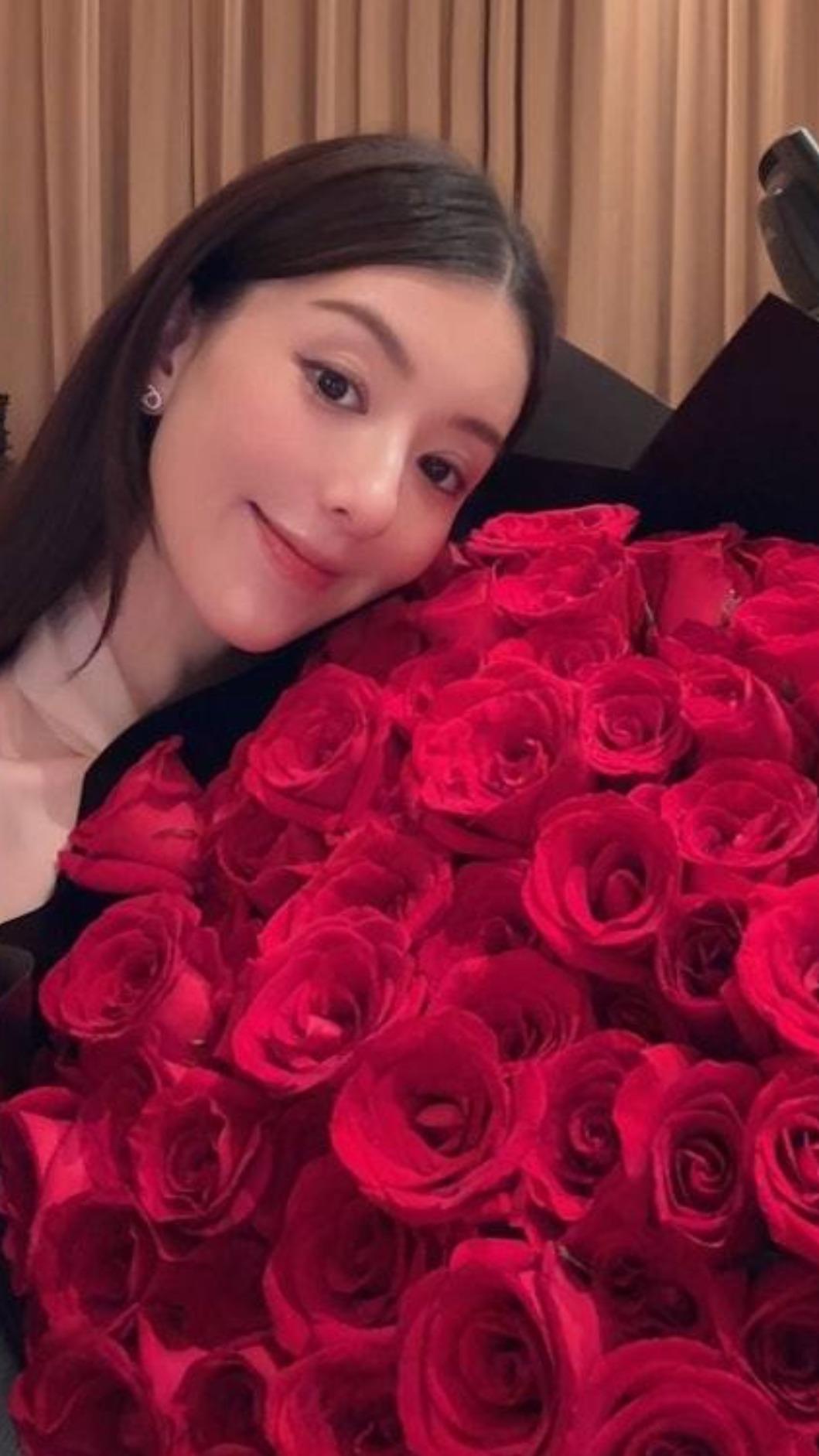 方媛育有兩名寶貝女兒,今年再度傳出喜訊。(圖/翻攝自方媛微博)
