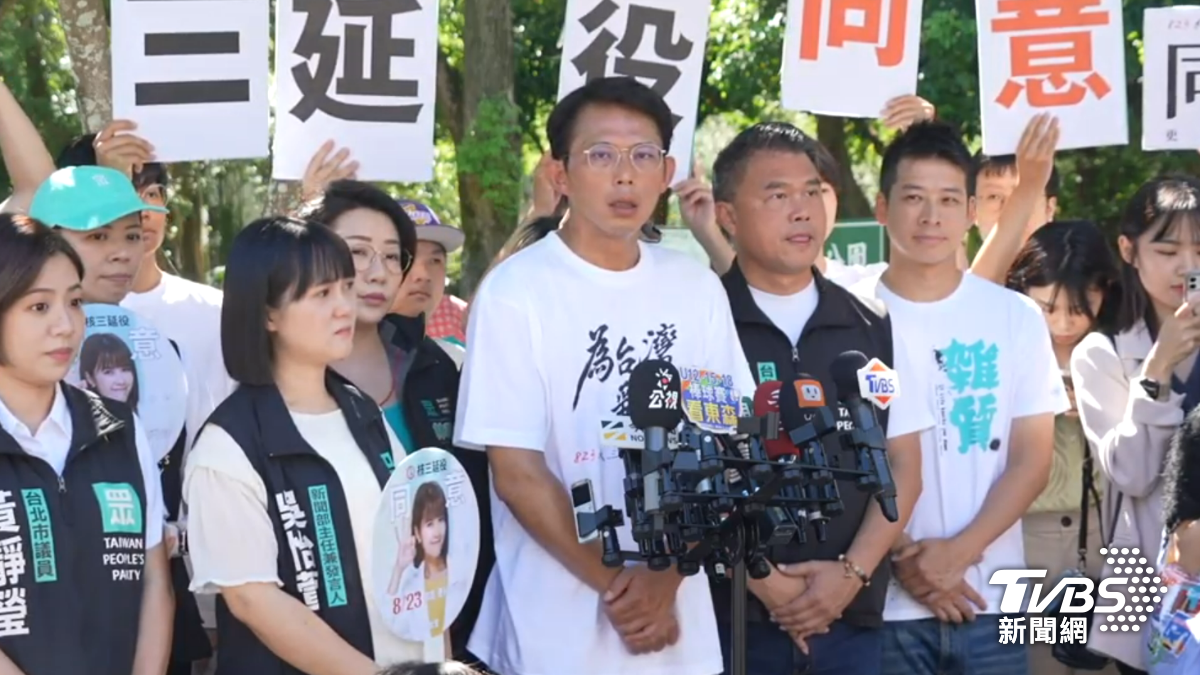 新北議會通過綠提案普發4.6萬?黃國昌:卓冠廷好像劃錯重點