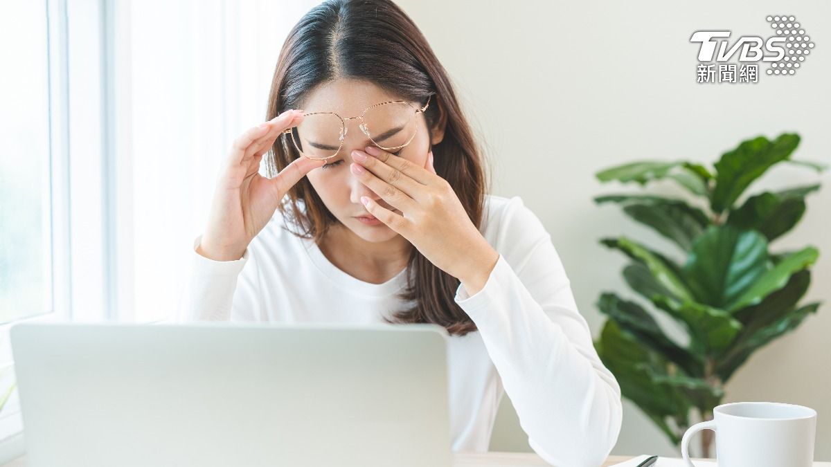年輕人也會得!40歲前近視突增200度 醫:恐是早發性白內障