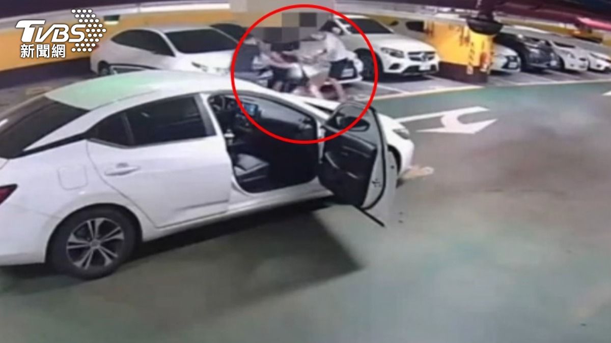竹聯幫明仁會停車擄人,囚禁凌虐再勒贖400萬。(圖/TVBS)