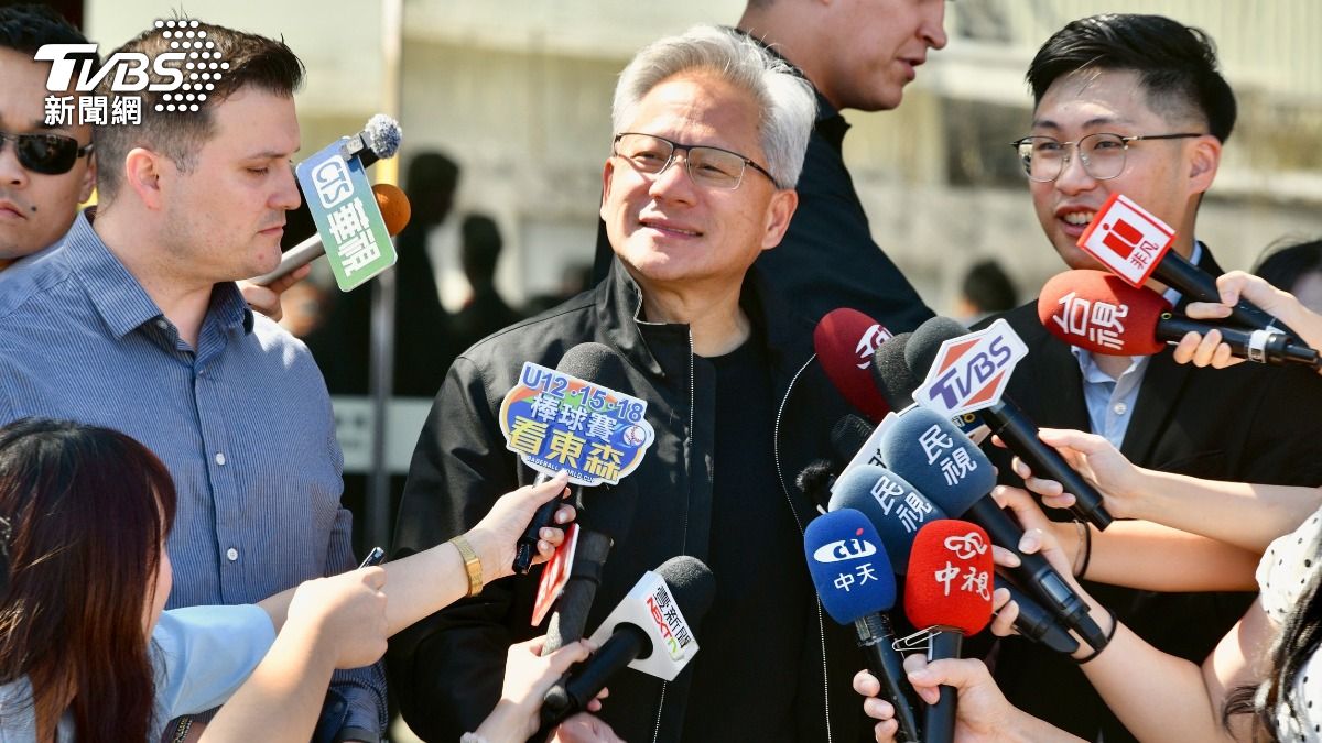 黃仁勳回應能源問題。(圖/胡瑞麒攝)
