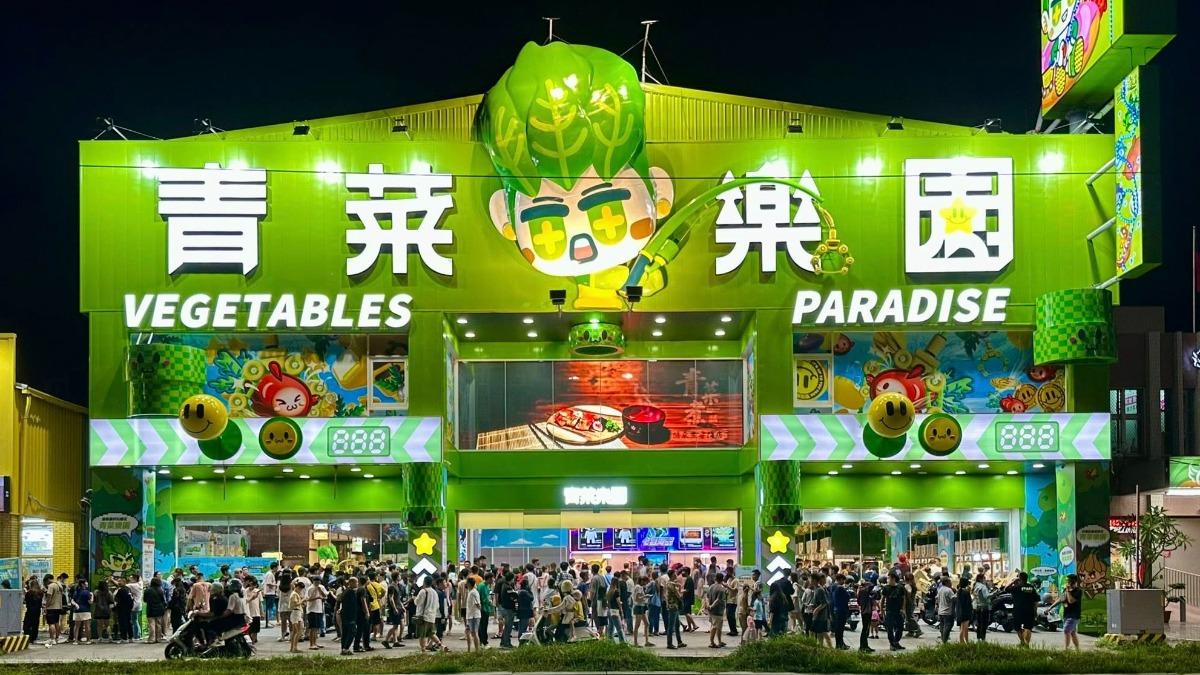 儒哥「青菜樂園」第三家分店開幕!夾娃娃吃關東煮吸引爆量人潮