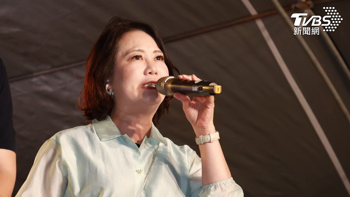 吳思瑤宣講。(圖/華子琛攝)