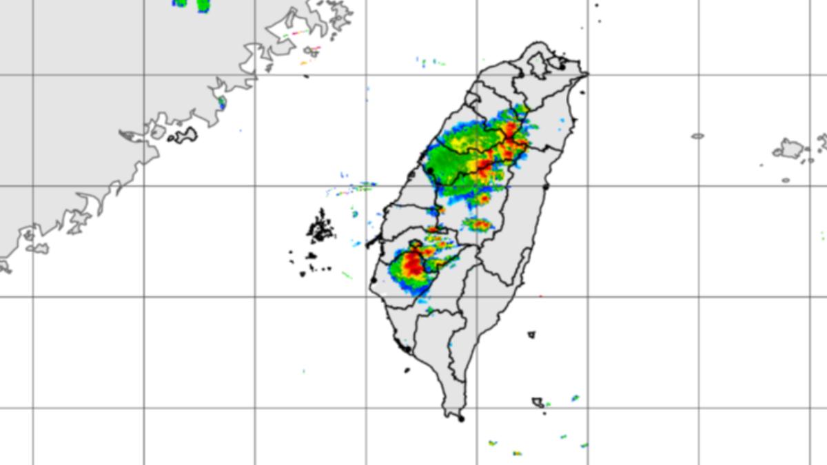 氣象署發布大雷雨即時訊息，4縣市警戒。（圖／氣象署）