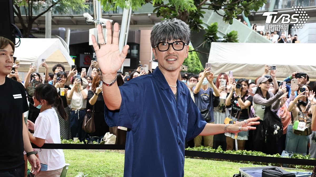 櫻井孝宏走紅毯。(圖/張哲鳴攝)