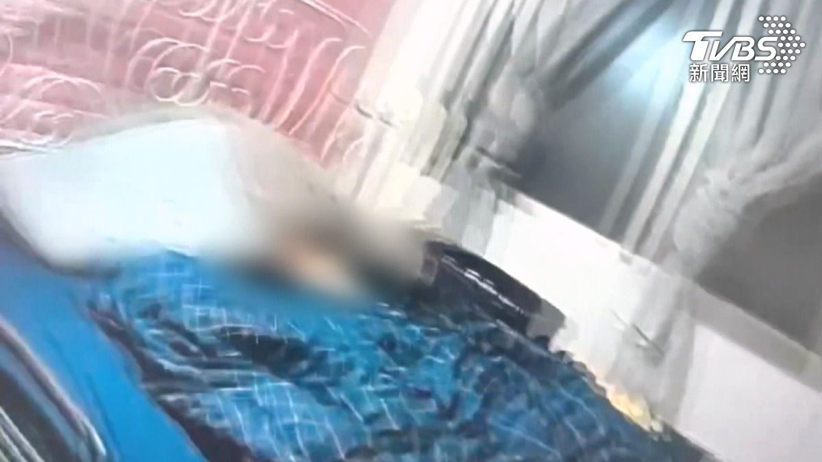 這離譜的套房產子，就發生在台南仁德的一處出租套房，經過檢查女嬰沒事，但原本失蹤的生母，就是現場友人（圖／TVBS）