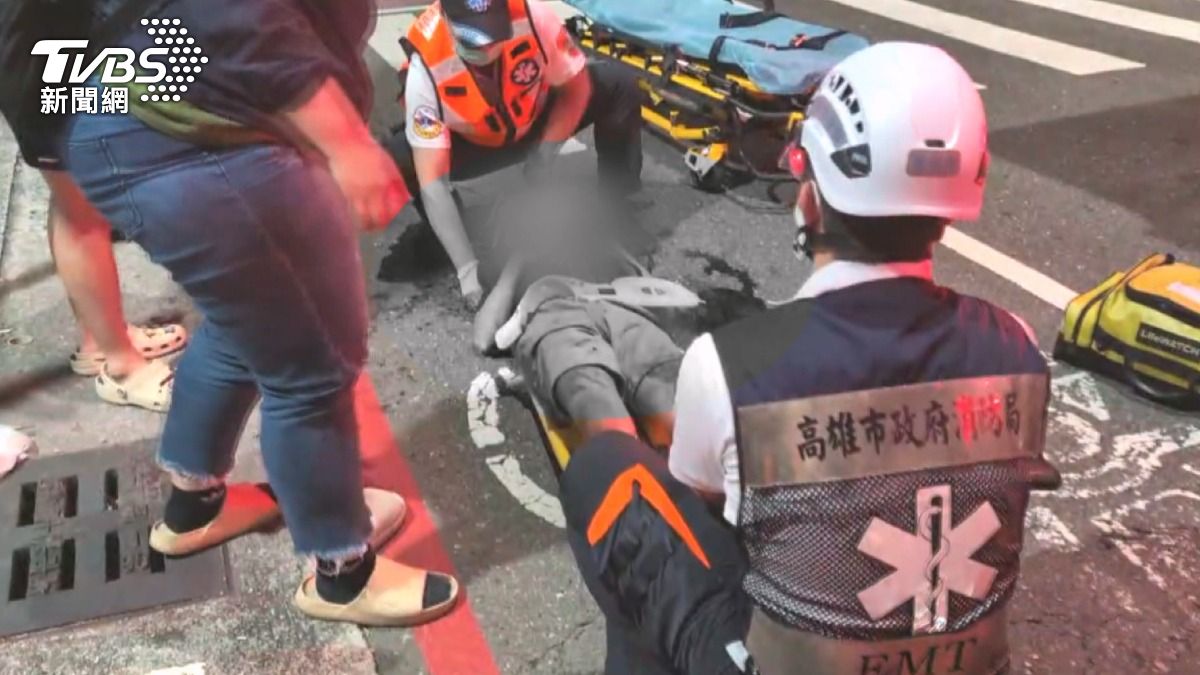 被撞的26歲李姓男子,傷勢嚴重當場意識不清,目前在加護病房搶救中。(圖/TVBS)