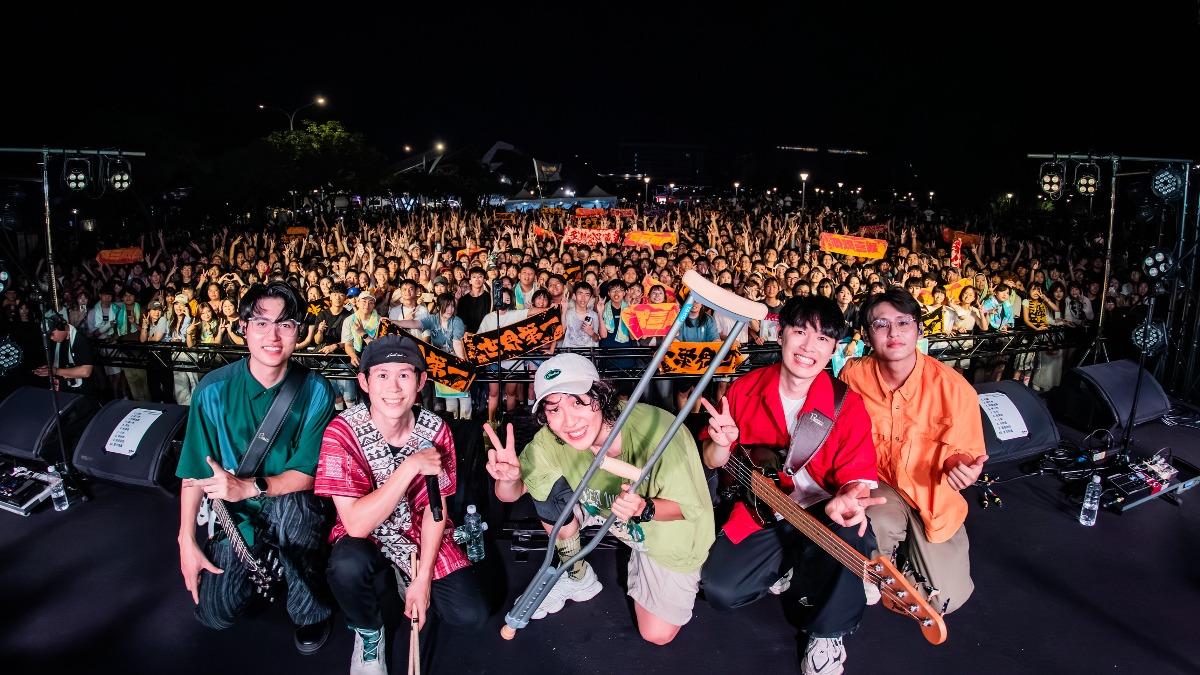 芒果醬人氣飆高唱壓軸！鬆吐「茫然心聲」：追尋的光回來