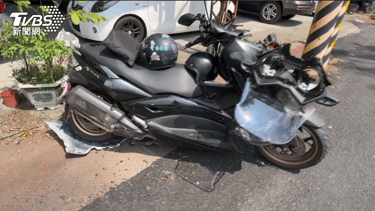 這起事故共造成2輛機車3人受傷,其中林姓女子多處骨折傷勢嚴重。(圖/TVBS)