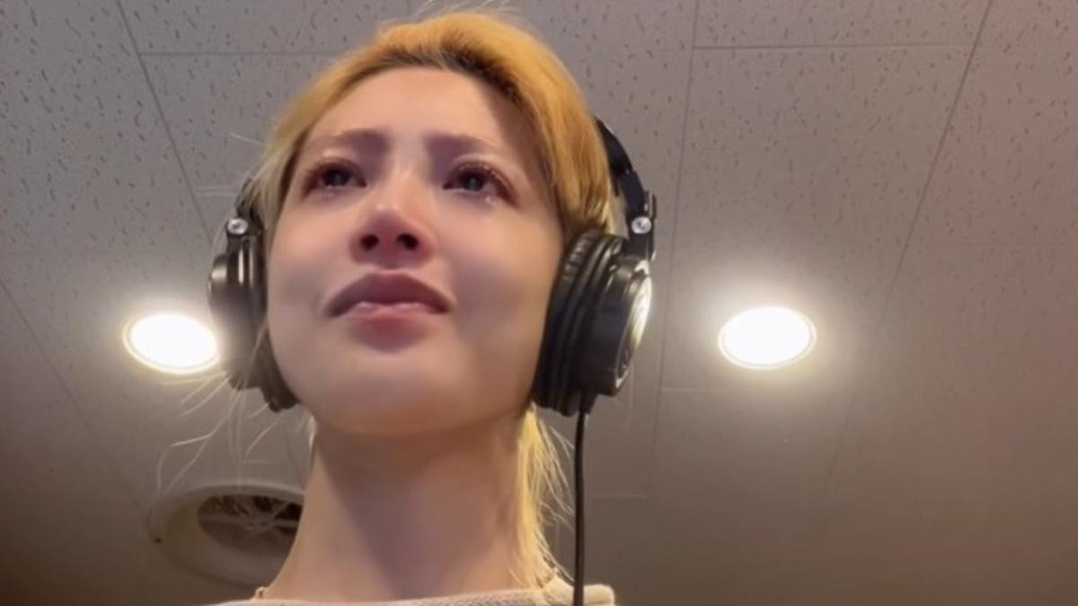 黃薇渟眼眶蓄滿淚水。(圖/大愛提供)