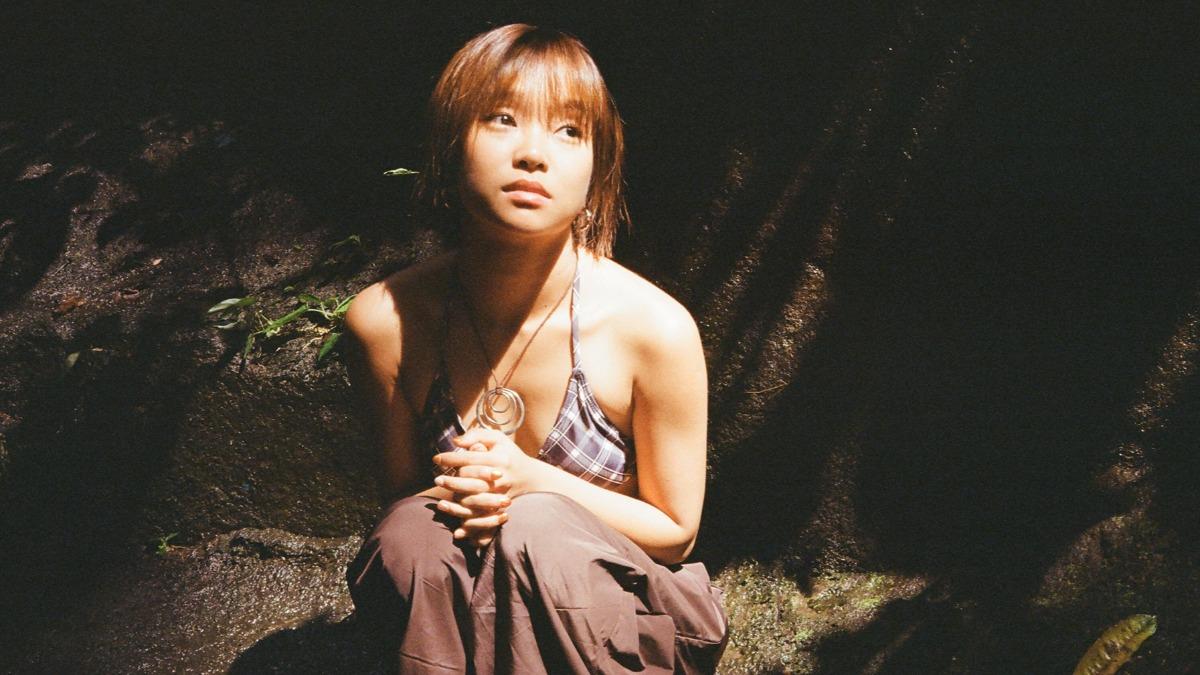 被陳奕迅主動追IG!25歲女星脫了辣穿比基尼 黝黑身材全看光