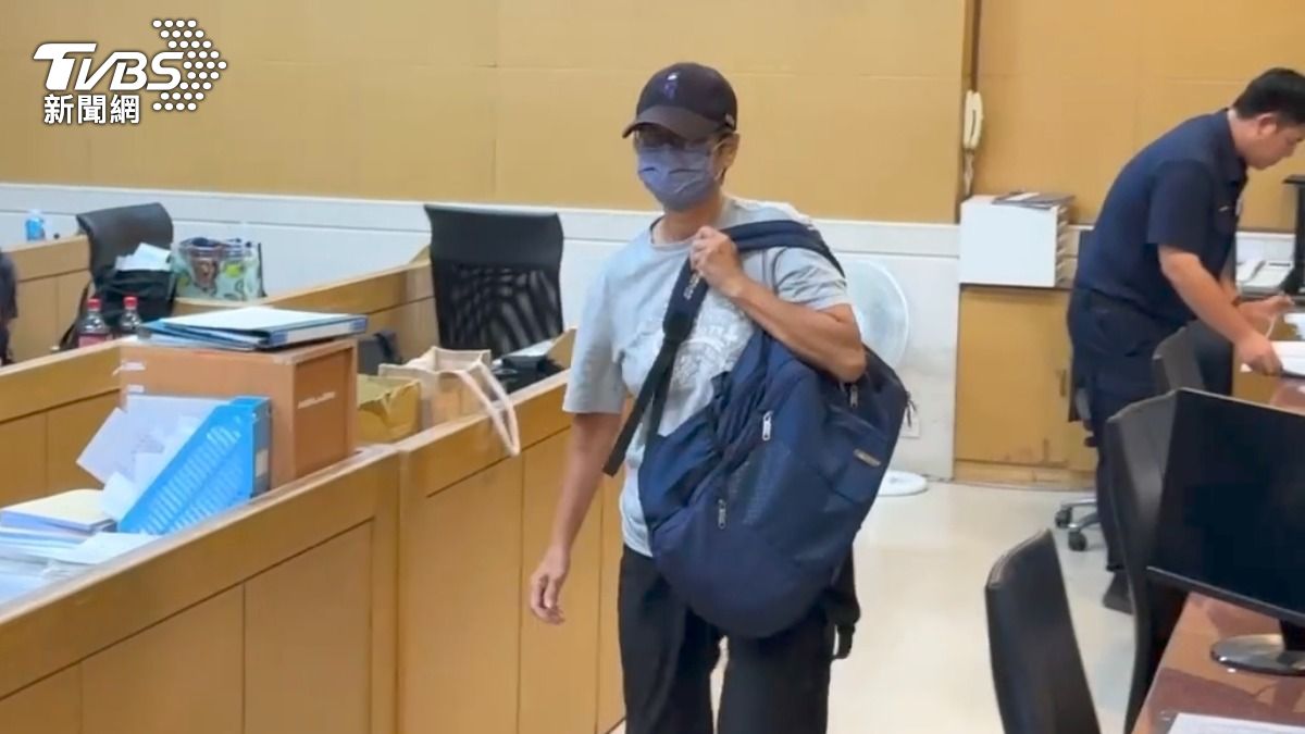 台北地檢署主動分案,檢察官指揮調查局台北市調查處及北檢檢察事務官組成專案小組負責偵辦,並將周台英列為被告。(圖/TVBS)