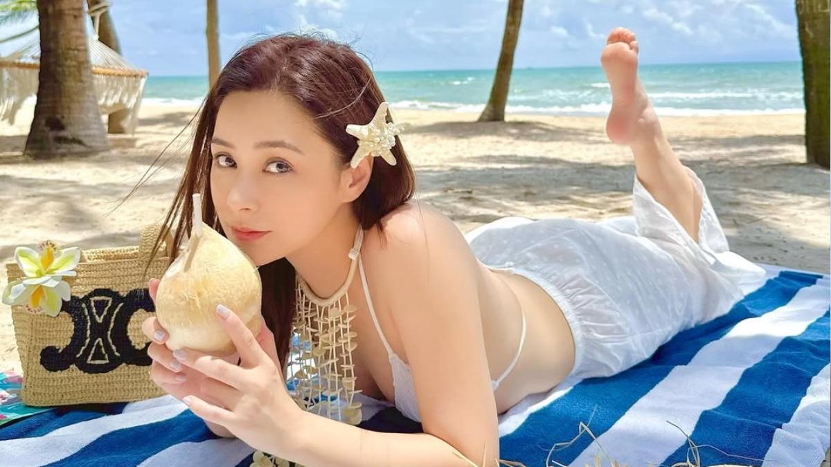44歲阿嬌罕見曬出比基尼辣照 辣露事業線驚呆3萬網友「美成這樣」
