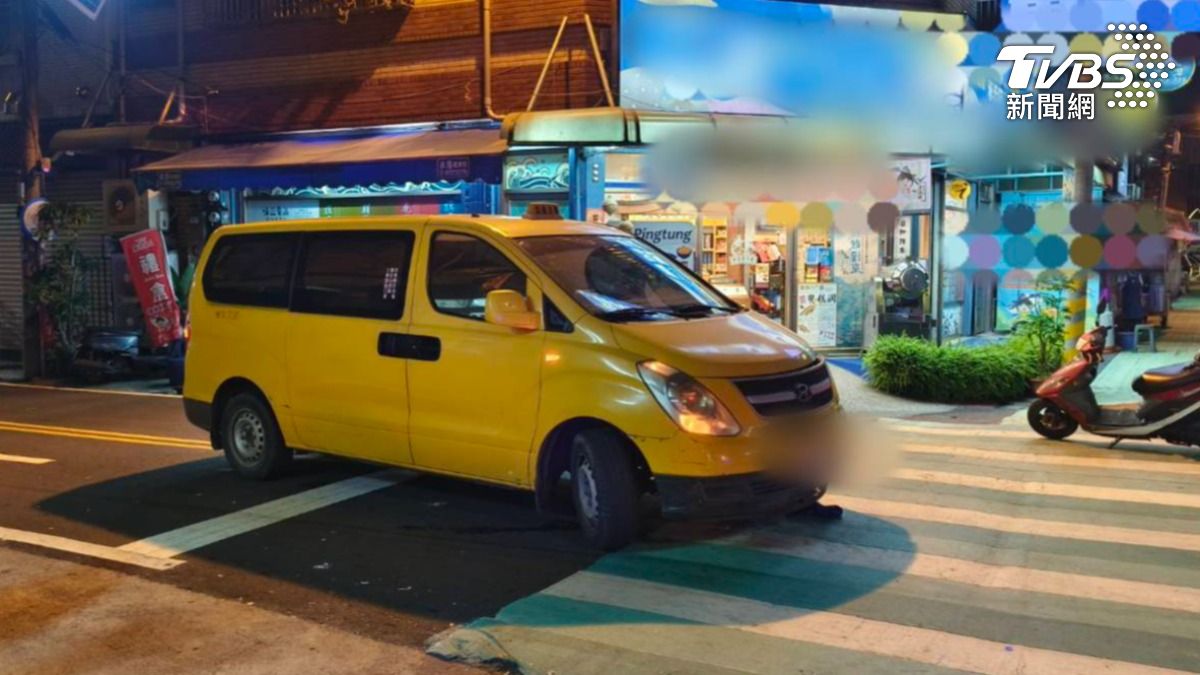 有片/驚悚瞬間!屏東運將忘拉手煞「肉身擋車」慘遭輾斃