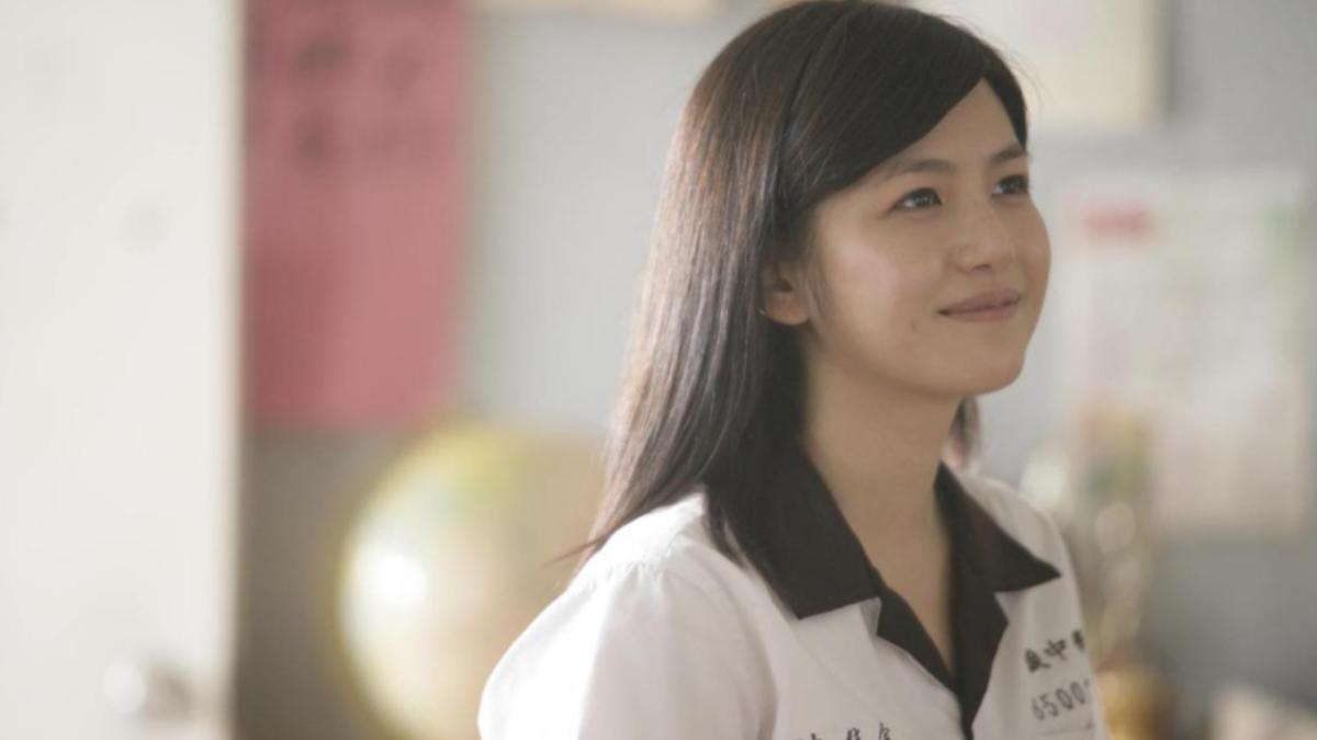 42歲陳妍希曬近照洩「離婚後狀態」 粉狂讚:還是17歲的沈佳宜