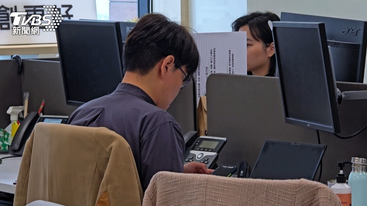 青年危機提前報到。（圖／TVBS）