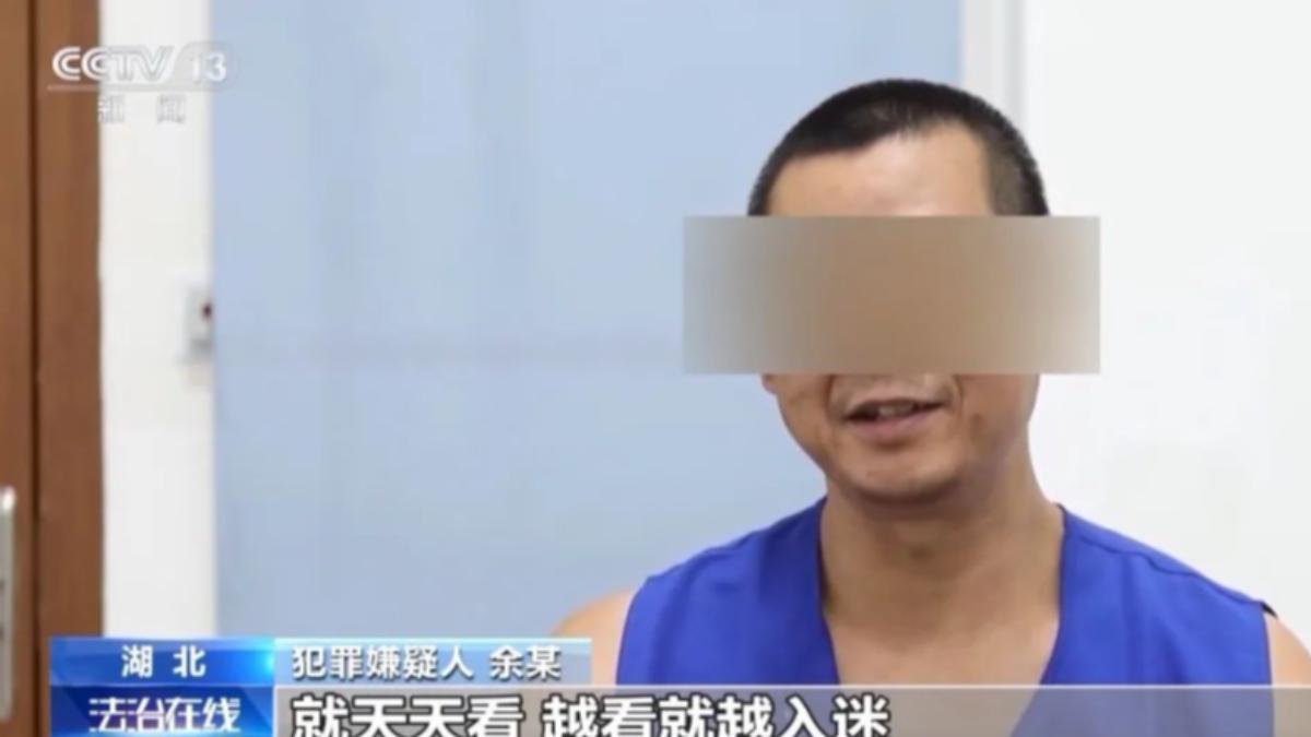 余姓男子被盜墓類小說情節吸引,想親身體驗看看。(圖/翻攝CCTV)