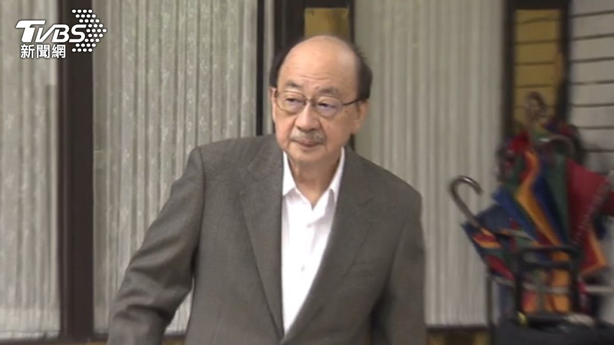 總統高層會議現在擴大要求黨團七長出席，被解讀是要逼宮柯建銘，釋出兵權。（圖／TVBS）