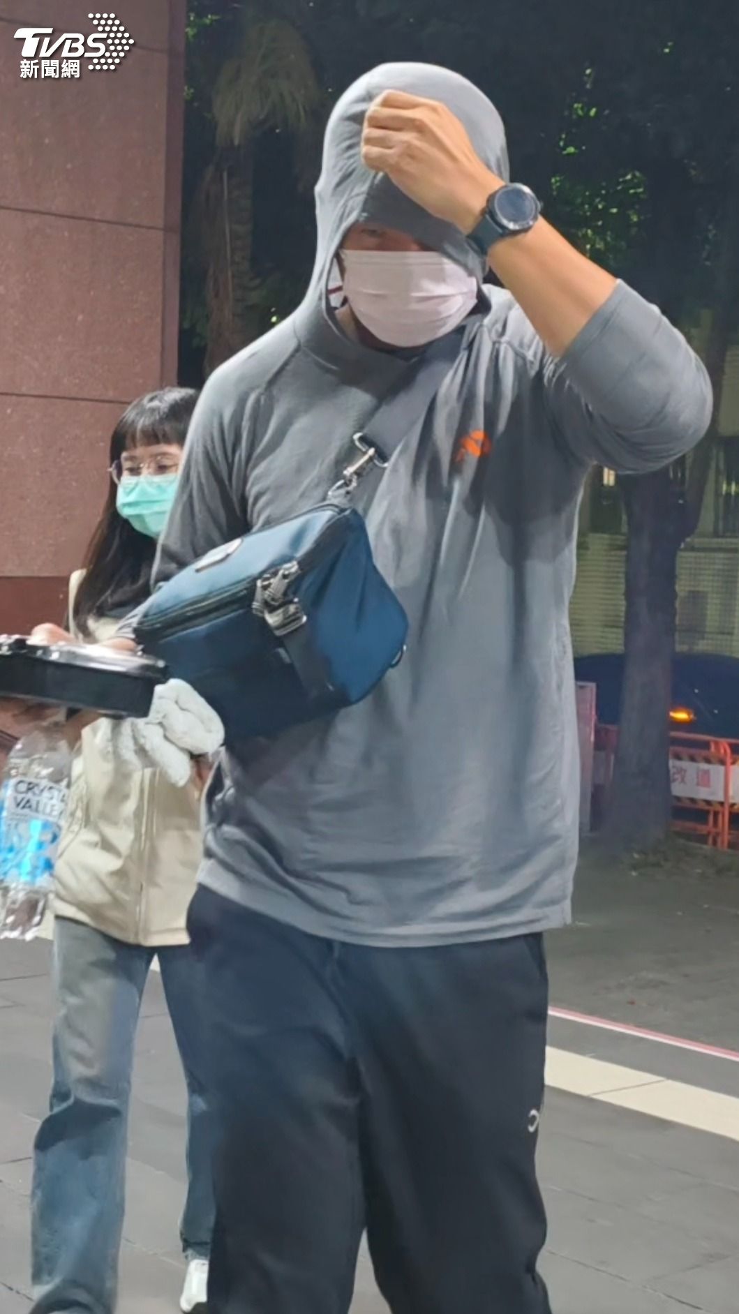陳健盛兒子、東煒建設董事陳冠滔也遭檢方聲押。（圖／陳冠宇攝）