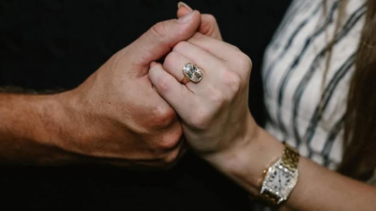 泰勒絲在社群上宣布結婚的喜訊。(圖/翻攝自IG@taylorswift)