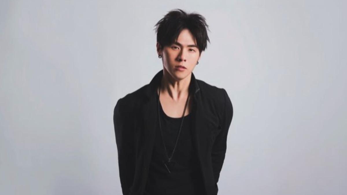 范揚景發尋人啟事找謝震廷,對於被指方式激進相當不滿。(圖/翻攝自范揚景IG)