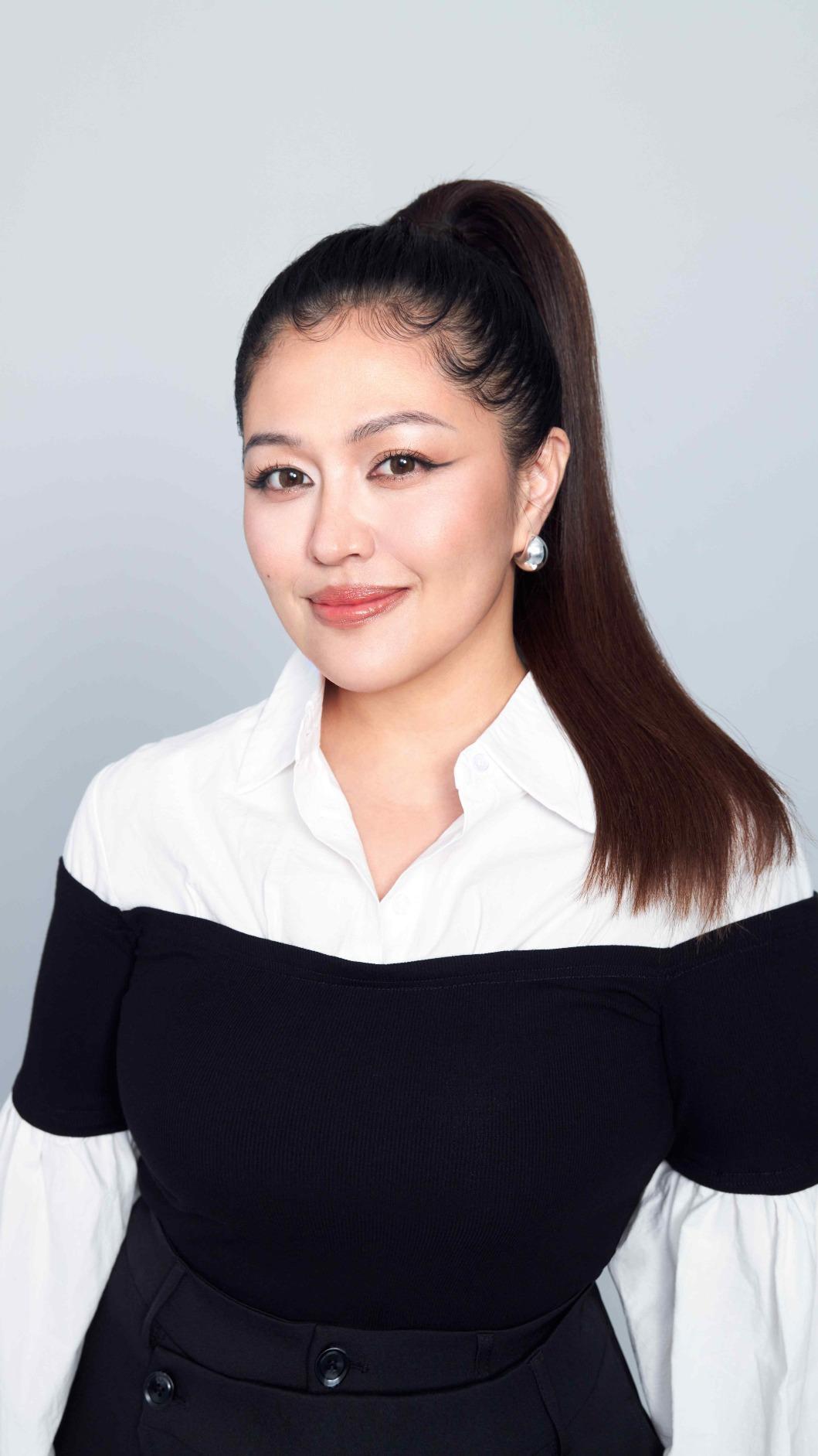 姑慕．巴紹開心「回娘家」，重返鐵玫瑰熱音賞表演。（圖／新視紀整合行銷提供）