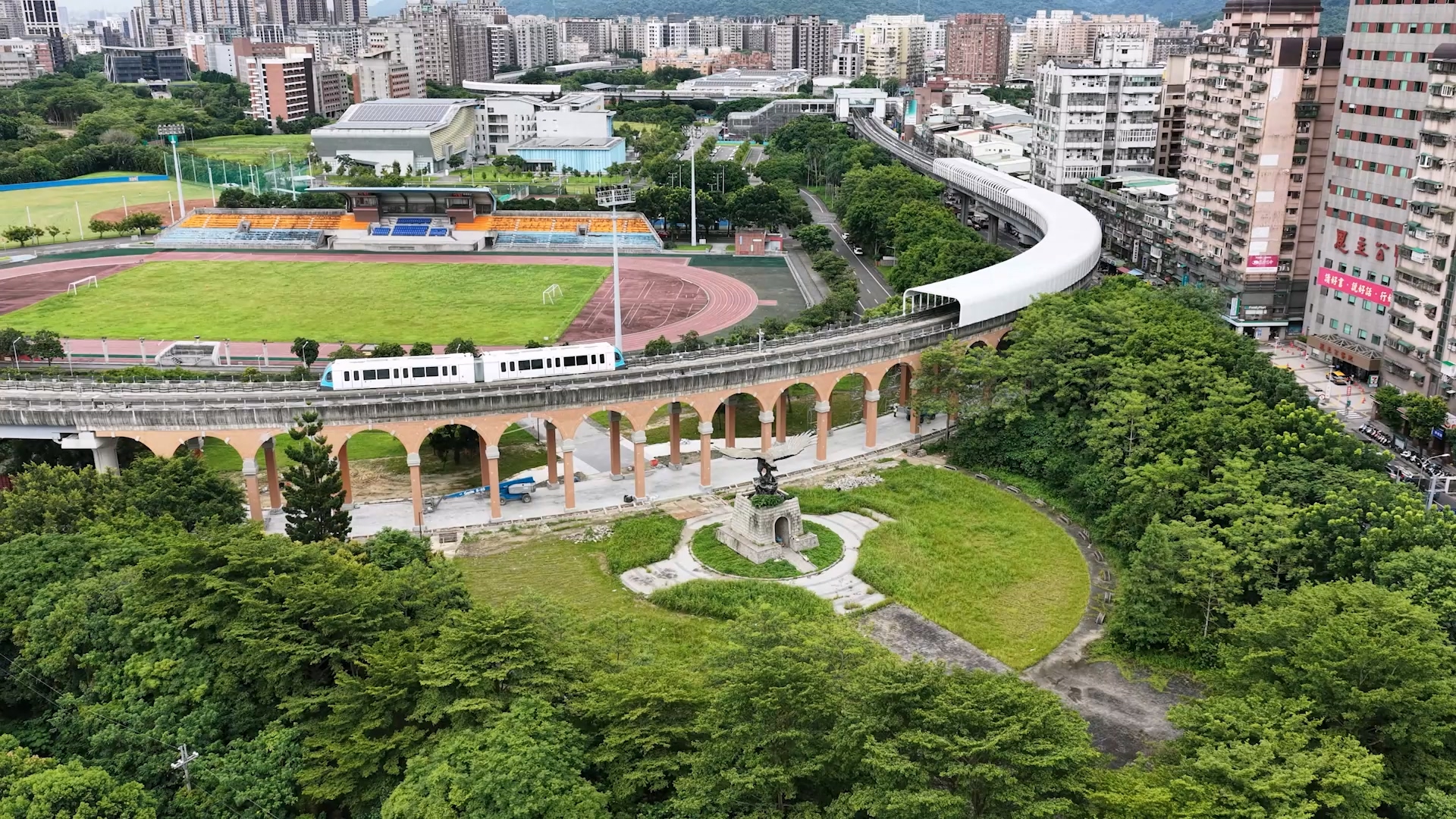 ▲三鶯線列車10月全線測試。(圖片來源:新北市政府捷運工程局)