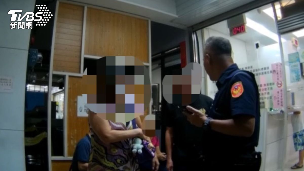 正當員警與診所人員持續找尋時，陳女則表示遺失錢包已在家中尋獲。（圖／TVBS）
