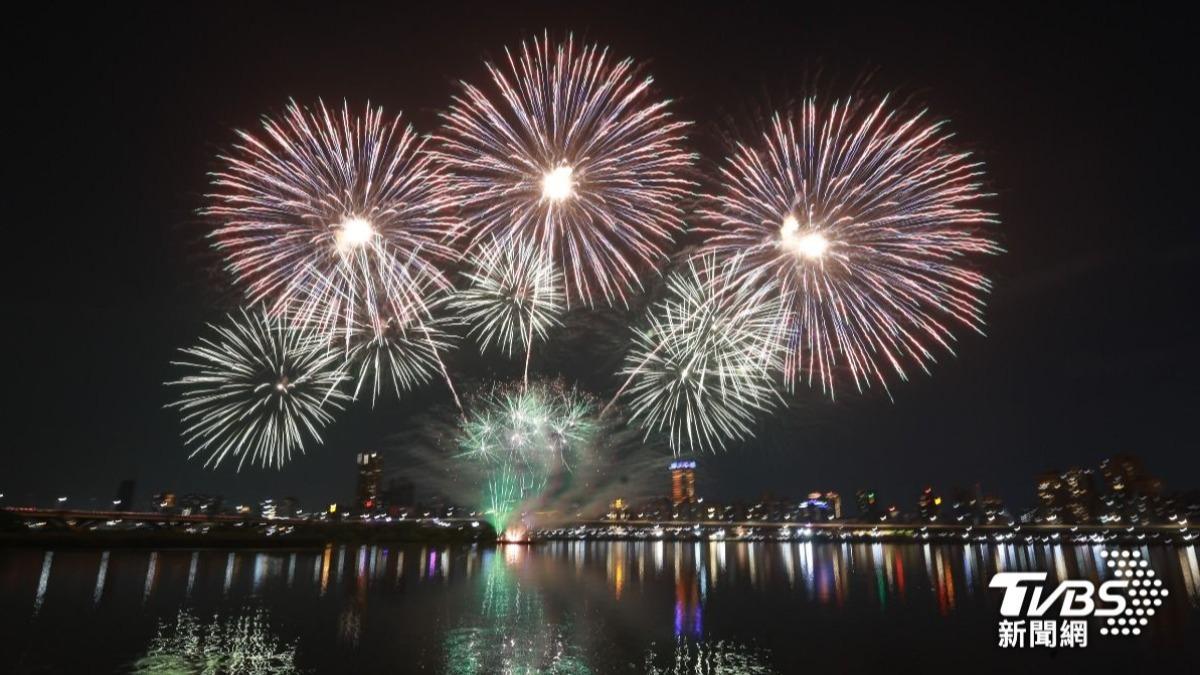 大稻埕煙火迎接最終場 8/30周邊將管制可改搭大眾運輸