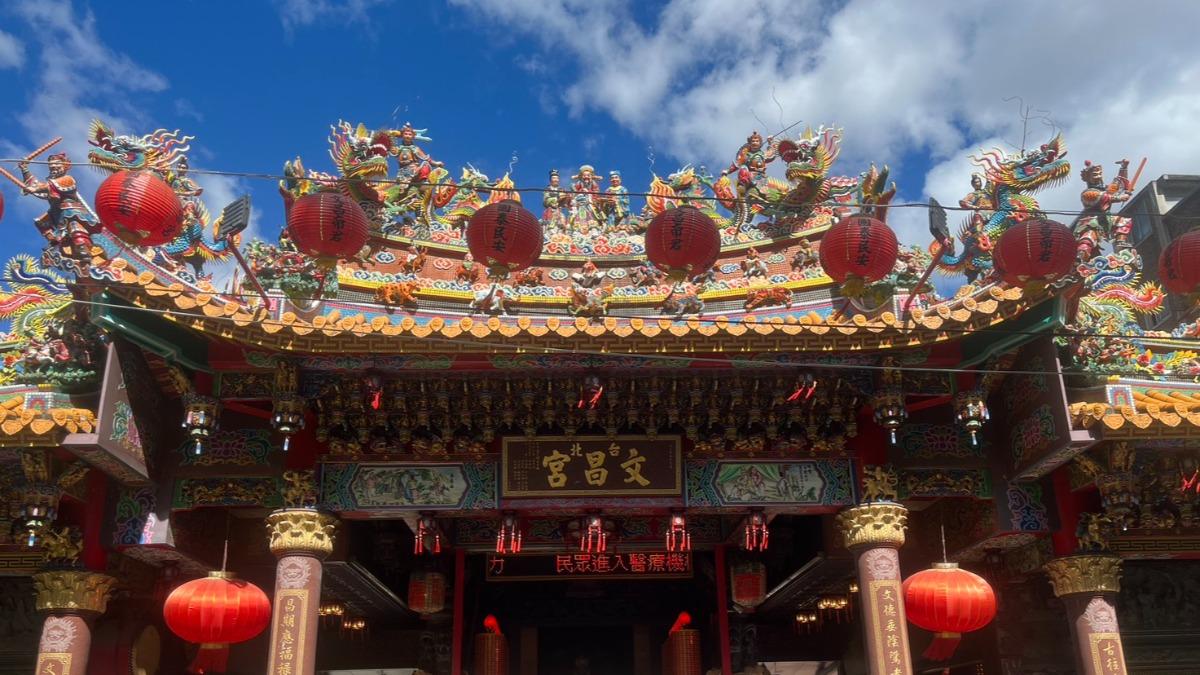 台北市文昌宮是許多學生、考生會來祈求學業的廟宇。(圖/TVBS)