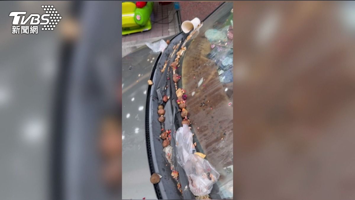 台中車格長期佔用亂象「拆牌逃費」!車變垃圾車 檢舉竟回:保管場滿了。(圖/TVBS)