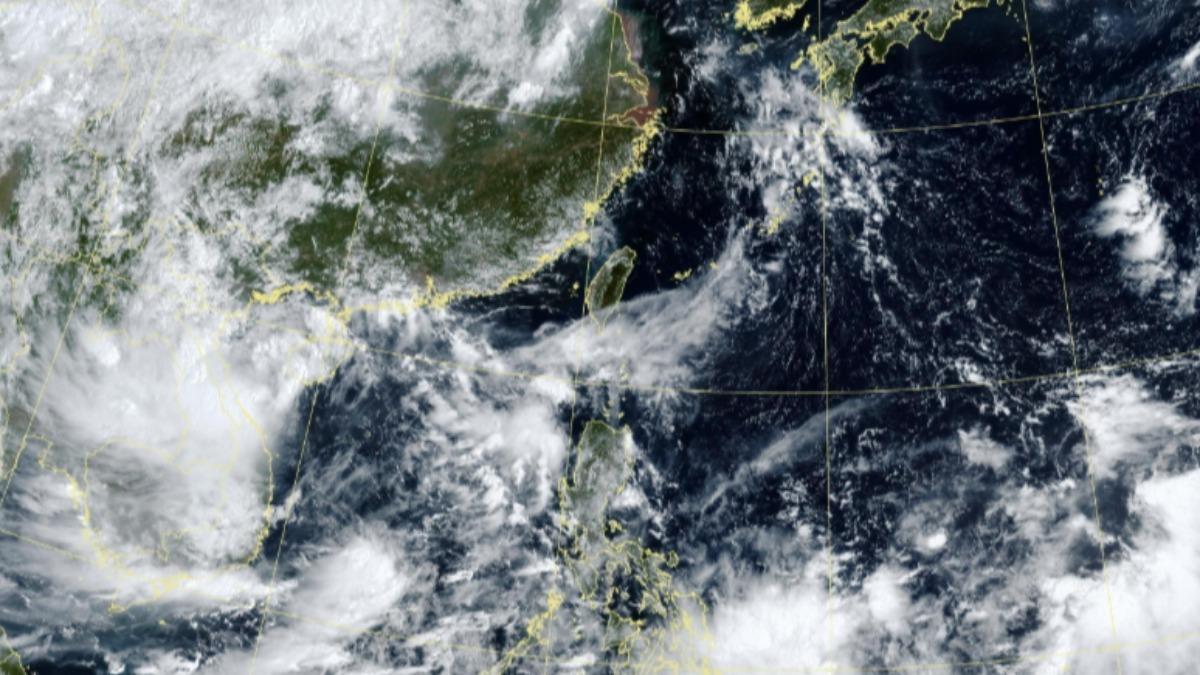 天氣/颱風好發期!吳德榮示警「台灣東方遠海」醞釀 下週成颱機率↑