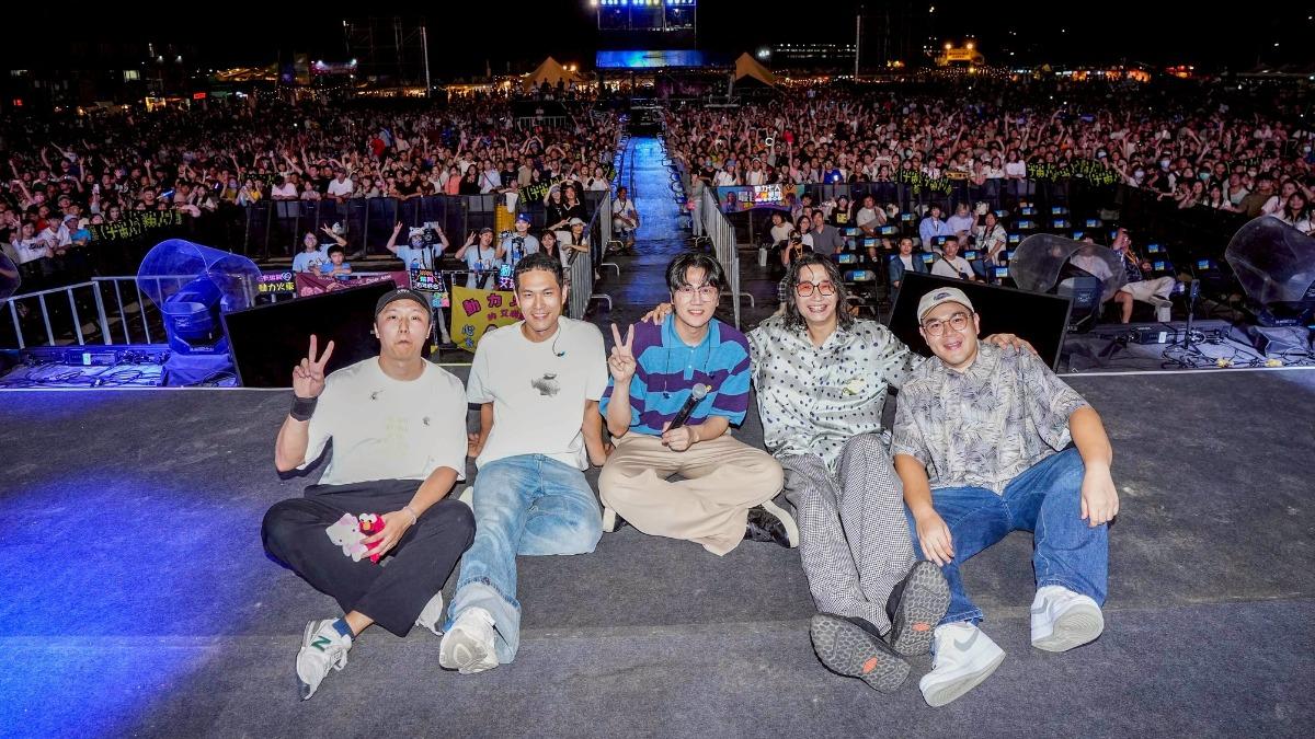 宇宙人忙著籌備新專輯,年底將重返小巨蛋開唱。(圖/桃園市政府提供)