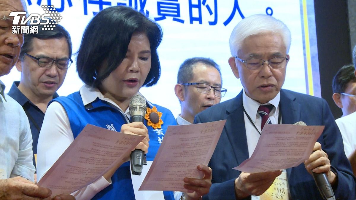 雲林縣長淚崩！300基督徒為農業縣祈福，張麗善：苦難無法說出口。(圖／TVBS)