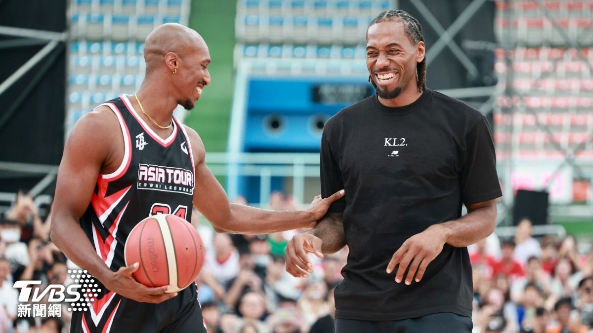 NBA球星雷納德難得笑開懷。(圖/華子琛攝)