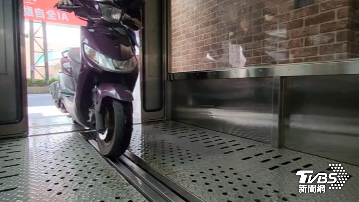 機車族福音!全自動AI洗車機「3分鐘完成」 最低僅50元