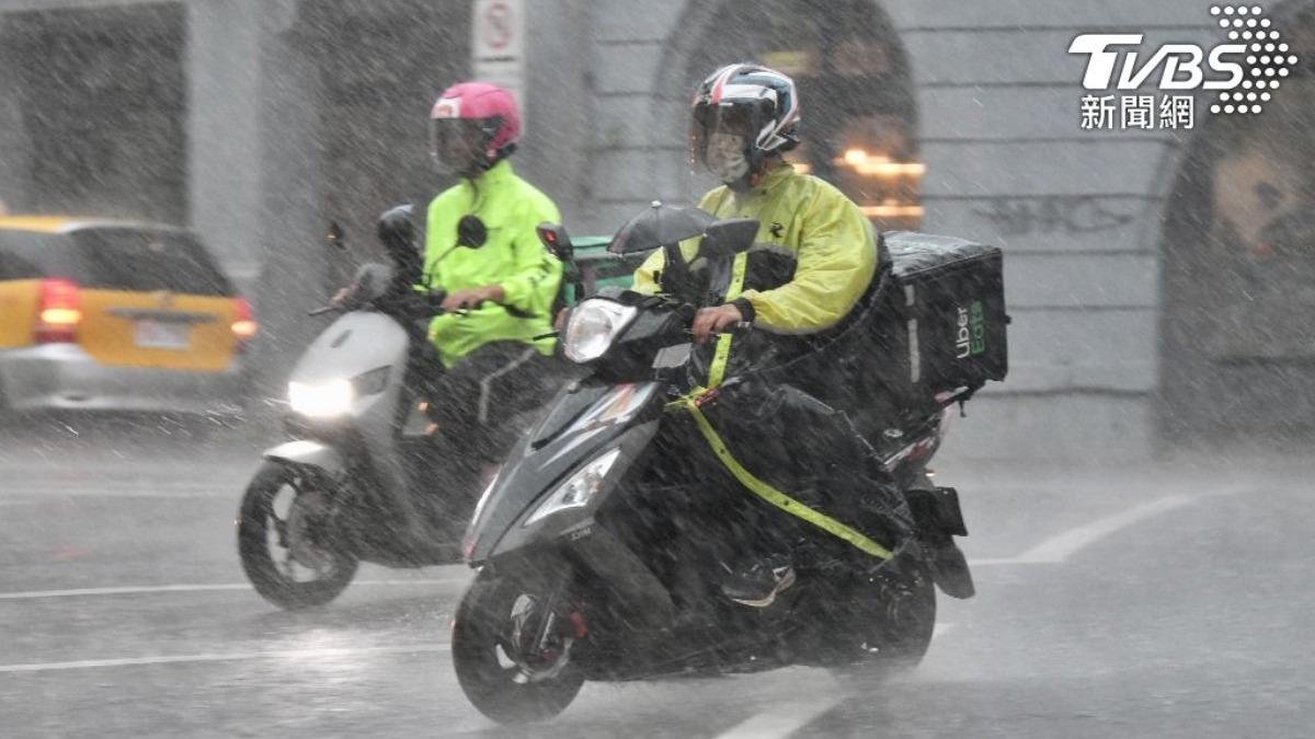 天氣/今晚6縣市大雨特報!下週雨區再擴大 秋涼最快「這時到」