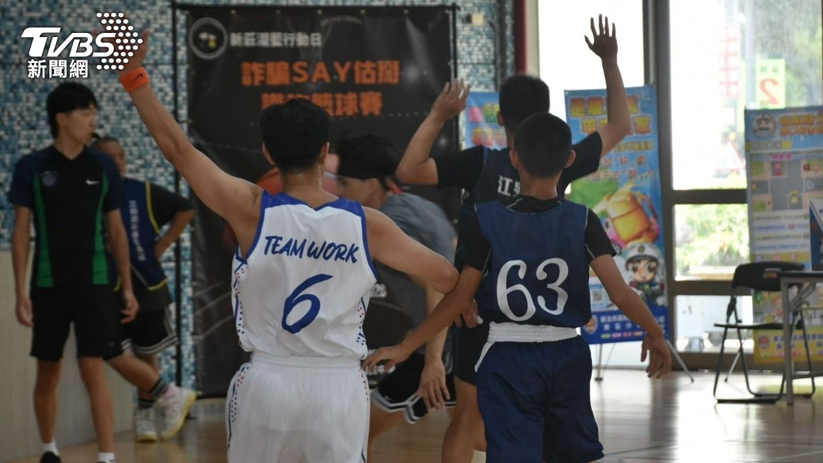 現場比賽戰況激烈。(圖/TVBS)