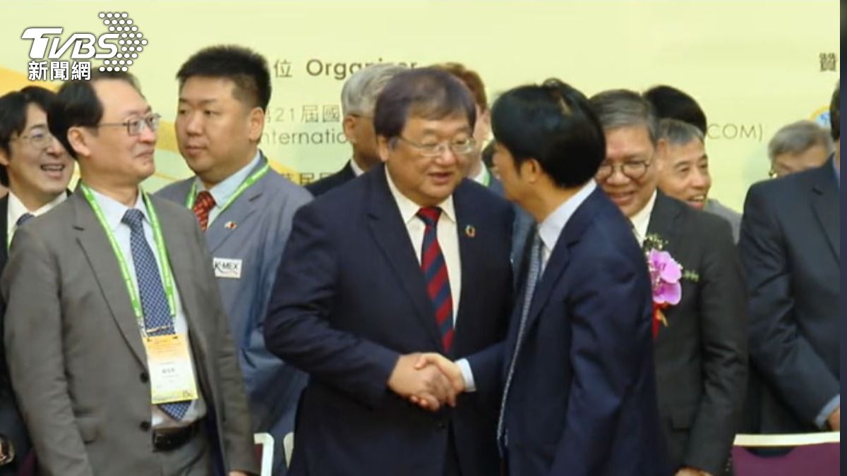 總統賴清德與衛福部長邱泰源。(圖/TVBS)