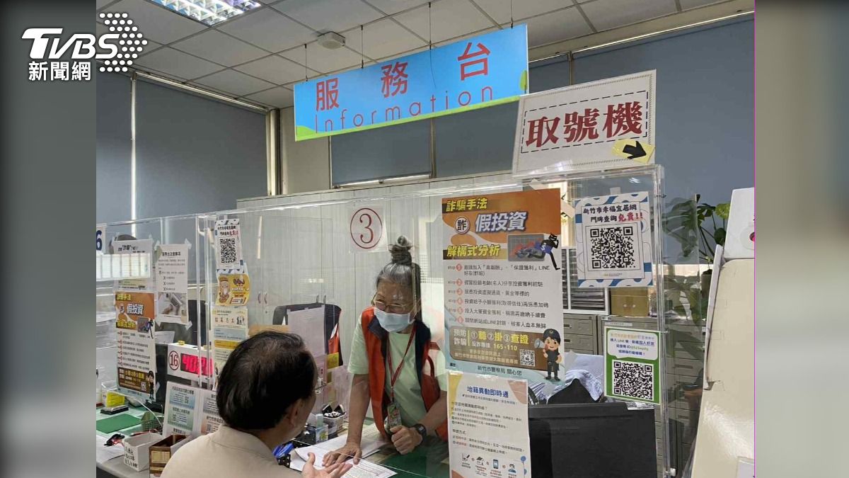 考上公職卻只做一天！67歲阿嬤「到職即退休」　10年努力不白費。（圖／新竹市政府提供