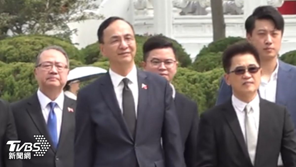 國民黨中央將組團訪陸9天,由秘書長黃健庭領軍。(圖/TVBS)