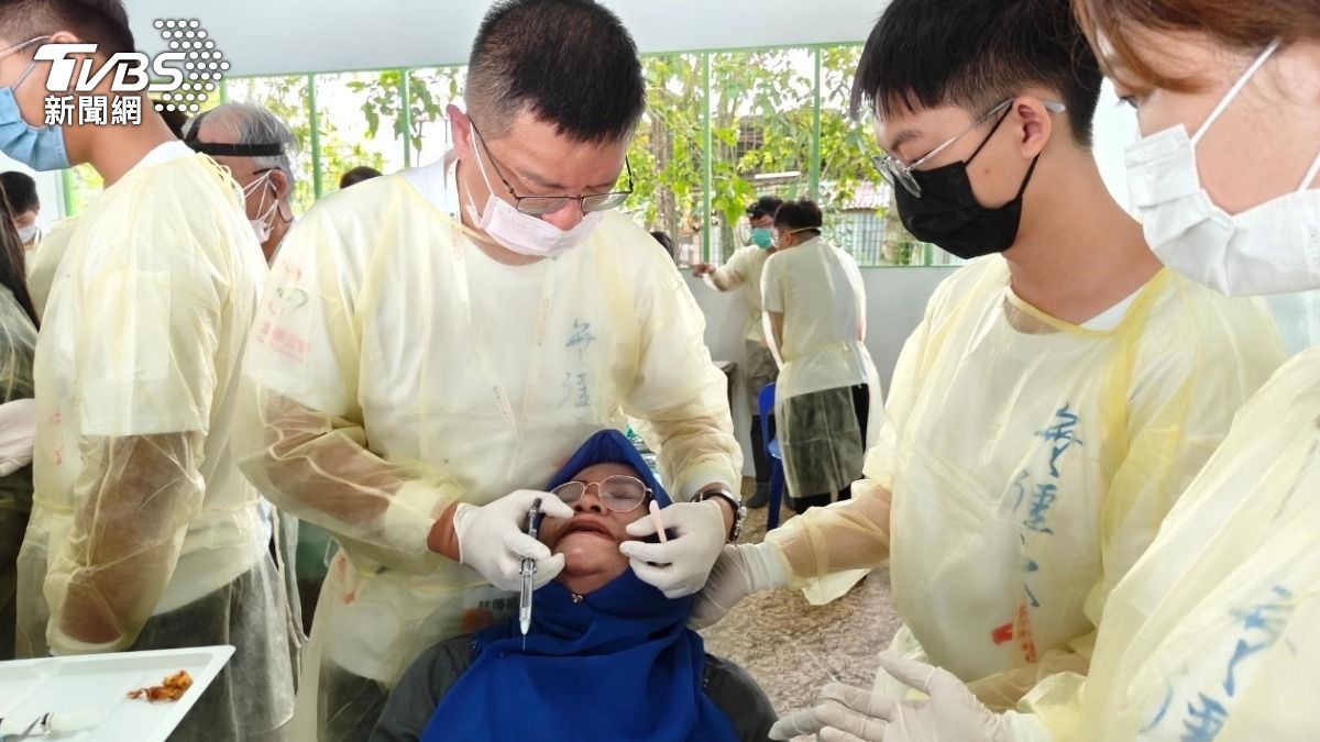 台灣傳愛到沙巴 無國籍難民部落迎來義診曙光