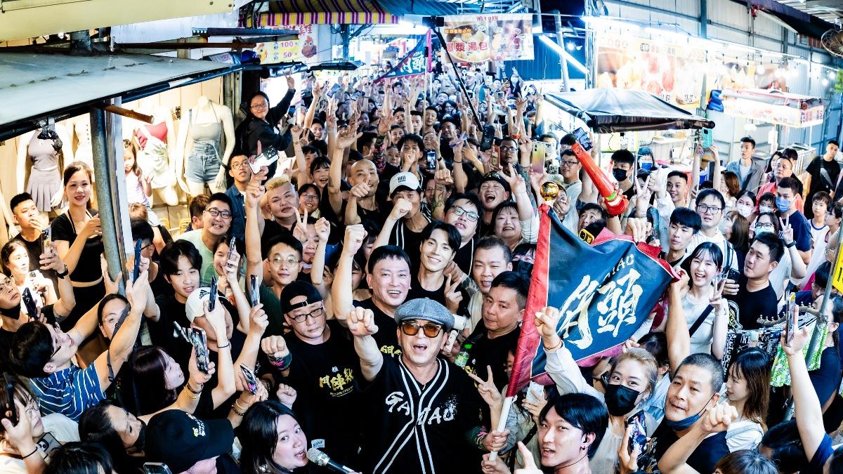 《角頭-鬥陣欸》11天票房破1.4億 暖舉曝光「1日修好嘉義阿婆粉圓冰店」