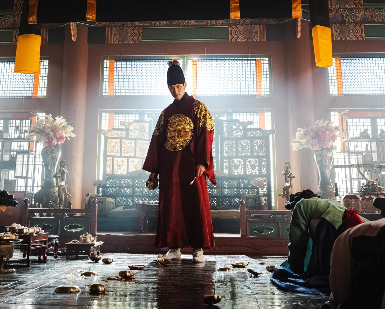因角色設定,李彩玟不得不對演員前輩發飆,令他過意不去。(圖/Netflix提供)