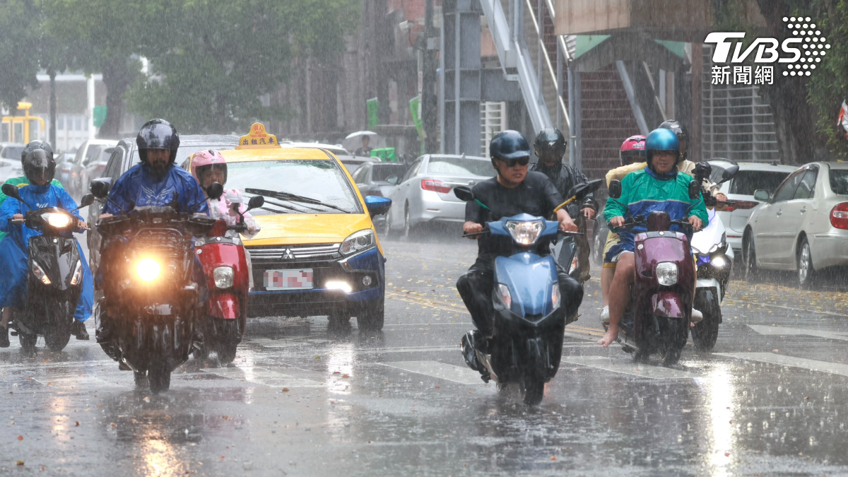 天氣/雷陣雨轟炸!至少下到週末 準颱風這天才明朗