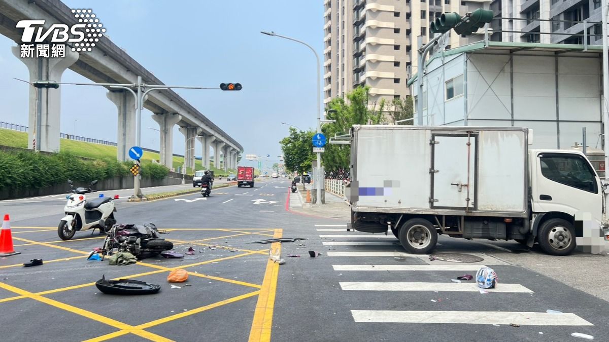 快訊/又是貨車左轉對撞機車!三重騎士「多處骨折」搶救不治
